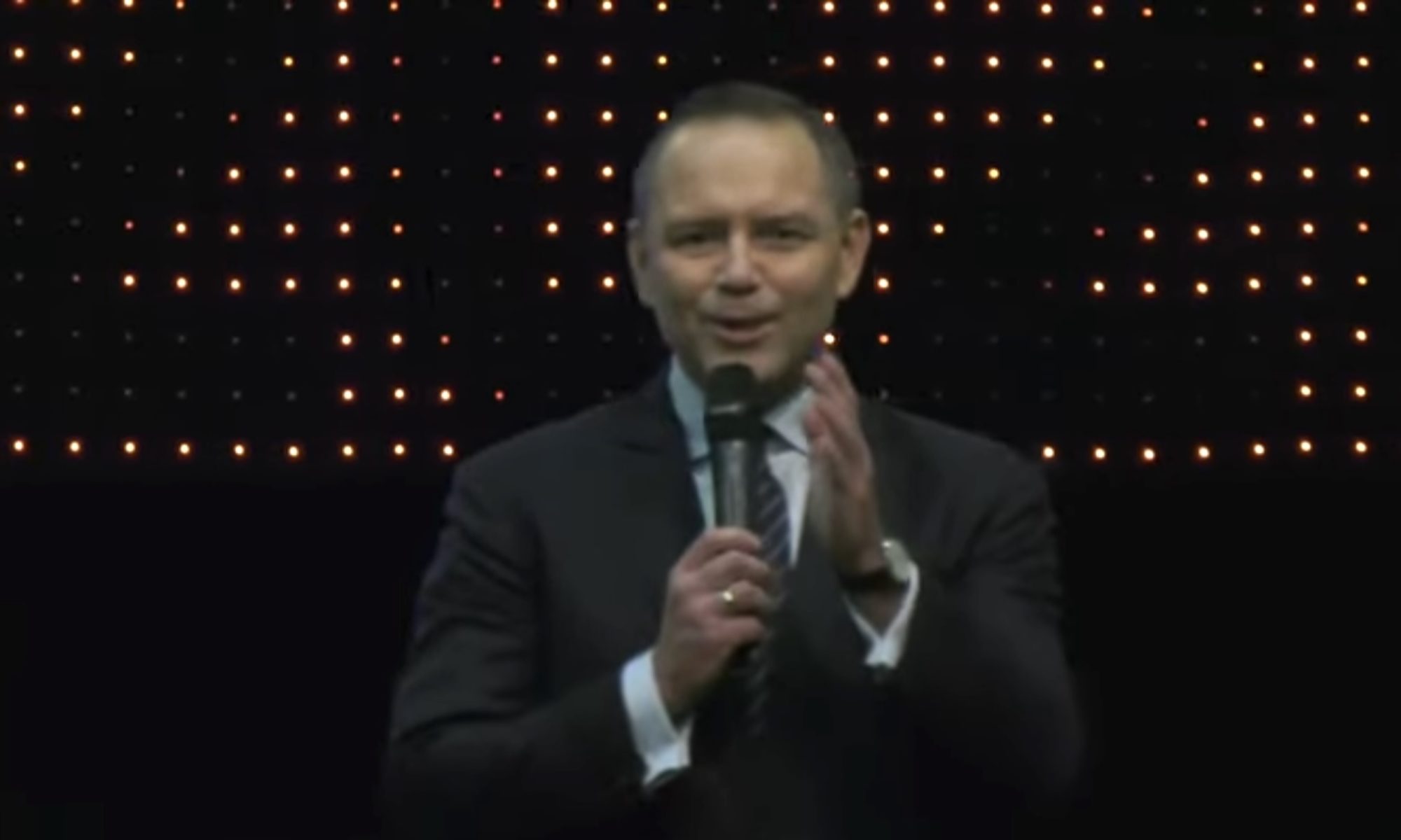 MAREK KUŁAKOWSKI